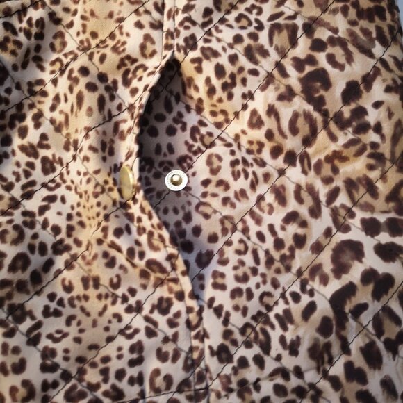 Alia Ladies Brown & Beige Animal Print Lightweight Quilted Vest - Picture 7 of 9